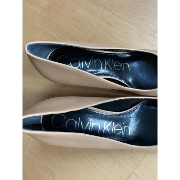 Calvin Klein BNWOT "Callia" pointed toe beige nude heel NEW - Picture 4 of 10
